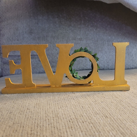 Love sign - Picture 3 of 5